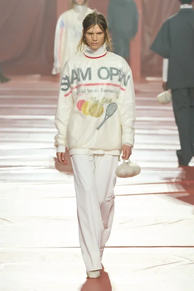 Look 53